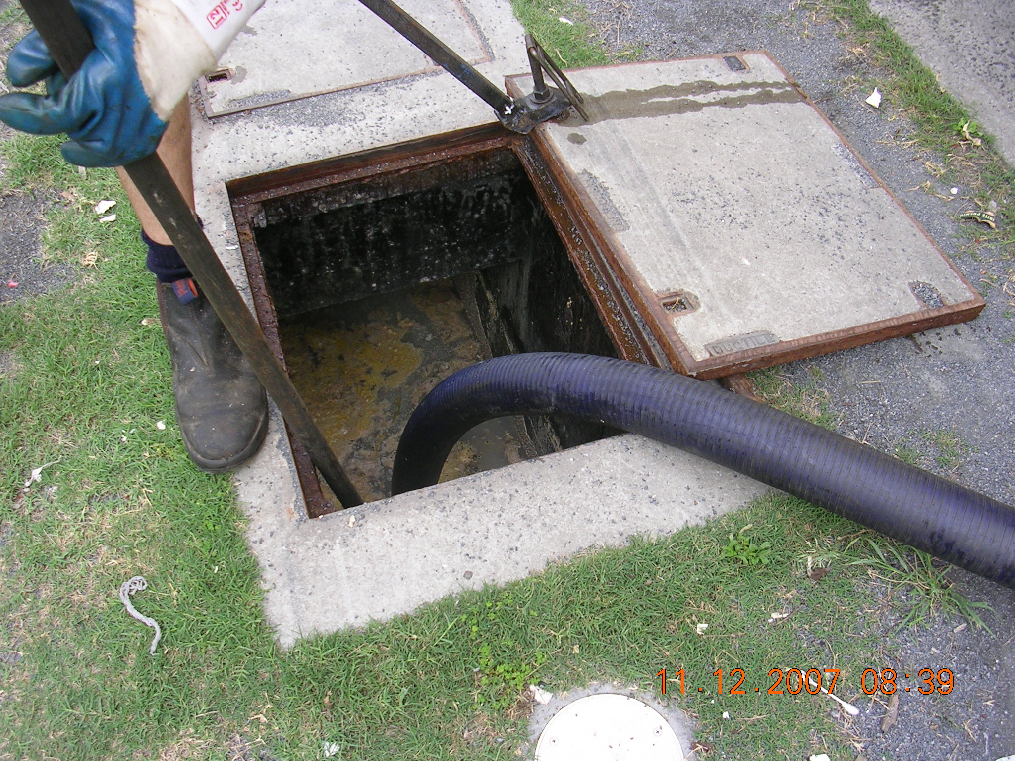 Grease Trap Cleaning Service